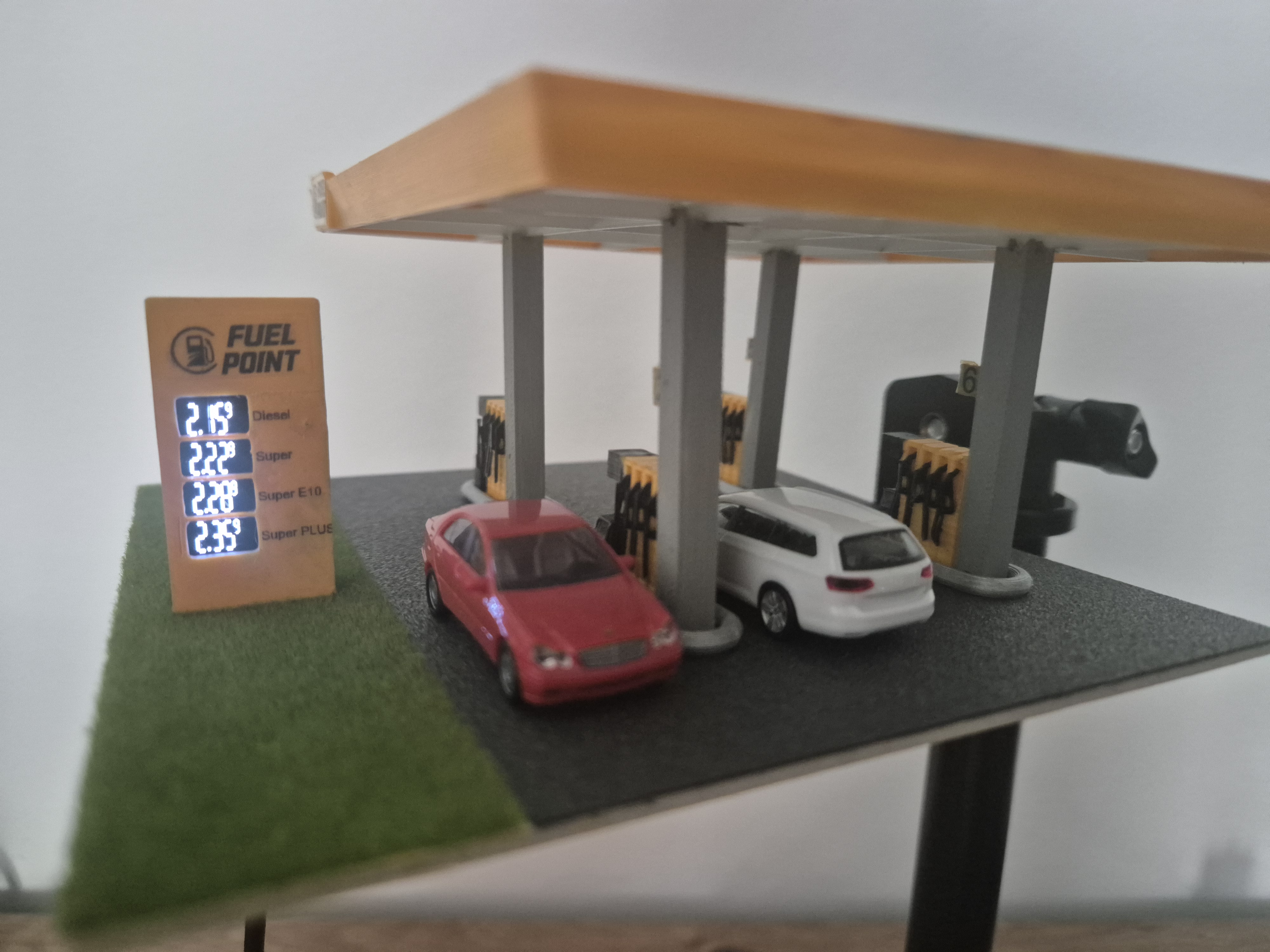 3D-Druckmodell Tankstelle f&uuml;r die H0 Modelleisenbahn